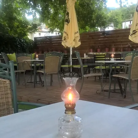 Ξενοδοχείο με διαμερίσματα ερμής 2*