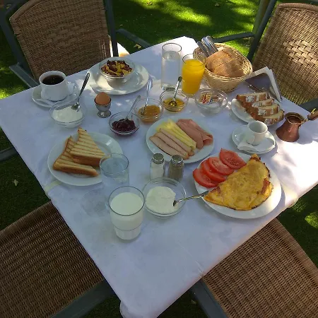 Aparthotel Hermes Khorevtón